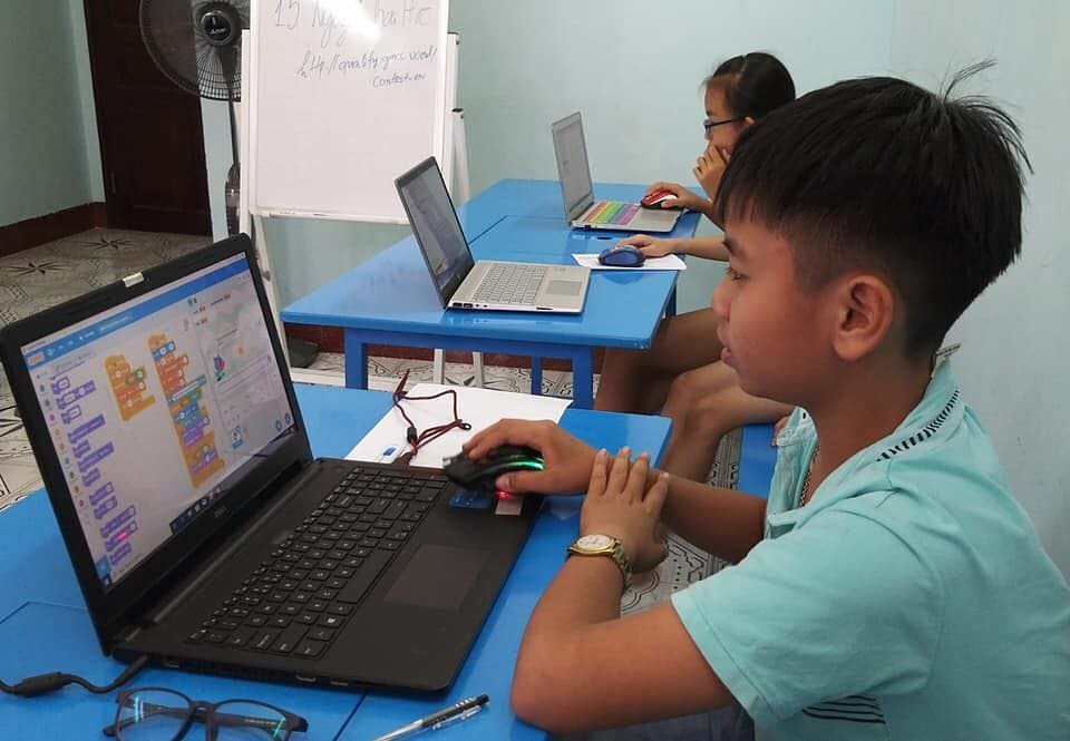 Tuổi học lập trình cho trẻ